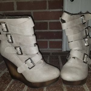 Wedge booties